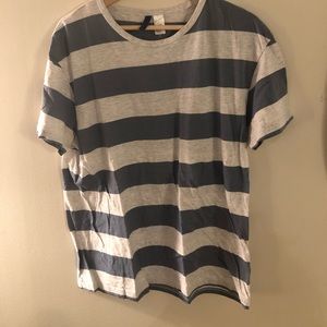 NWOT Men’s H&M T-shirt